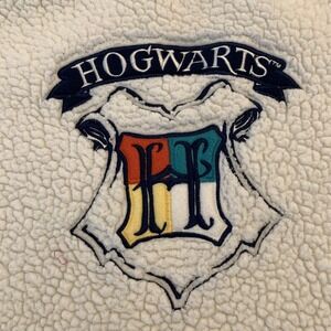Harry Potter Pajama Top  Adult Medium White Faux Fur‎ Hogwarts Fleece Sleepwear